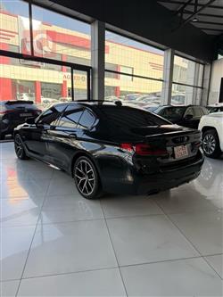 بی ئێم دەبڵیو سیریەس 5